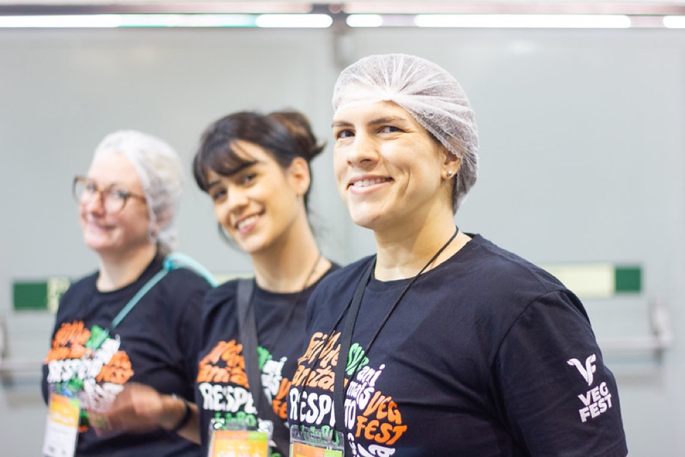 Equipe do VegFest reunida durante o evento